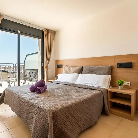 شقة Bella - Modern With Parking & Pool